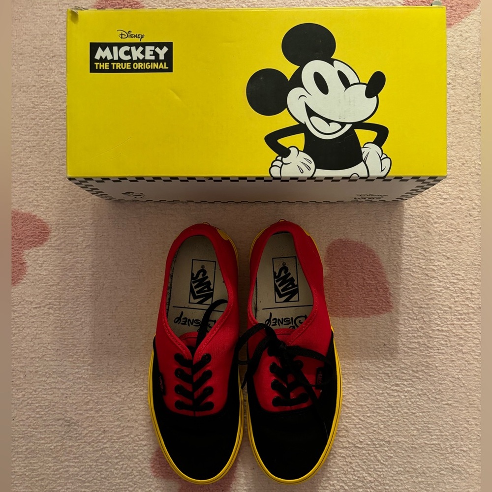 Mickey Mouse x Vans 90th Anniversary